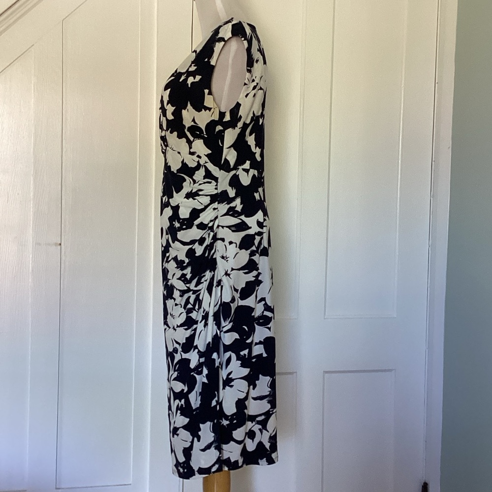 Lauren Ralph Lauren Black and White elegant with shoulder padding - Picture 3 of 5